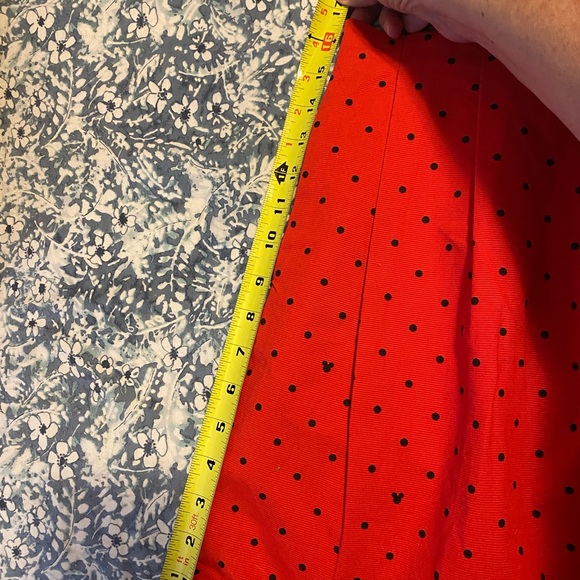 Oh My Disney XL mini skirt red with black dot and Mickey head pattern - Picture 7 of 7